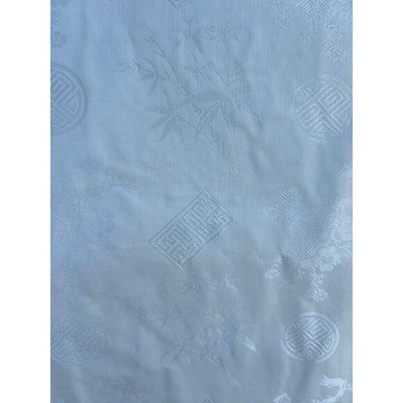 Handmade Silk Table Runner From Vietnam, Modern, 46"‎ x 16" - Picture 4 of 6